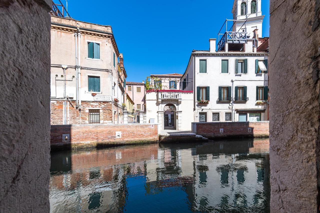 Ln Luxe Apartment Venice Canal View ภายนอก รูปภาพ